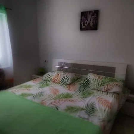Apartmani Tomislav Krk Town Exteriér fotografie