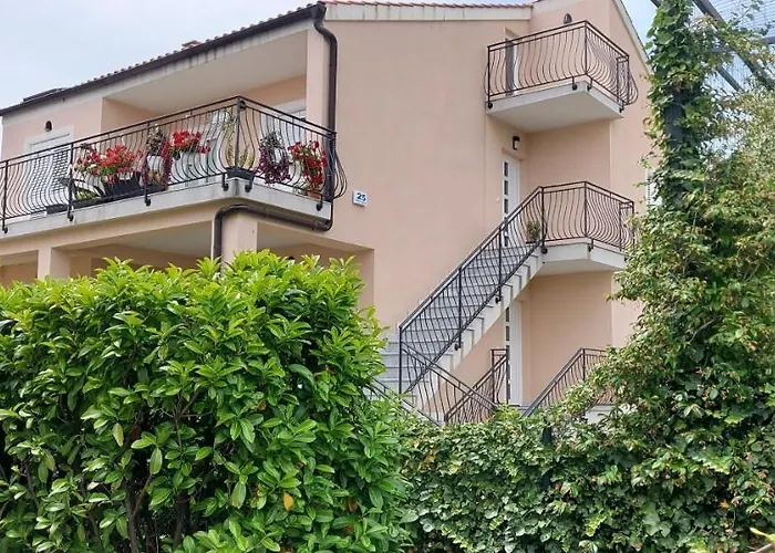 Apartmani Tomislav