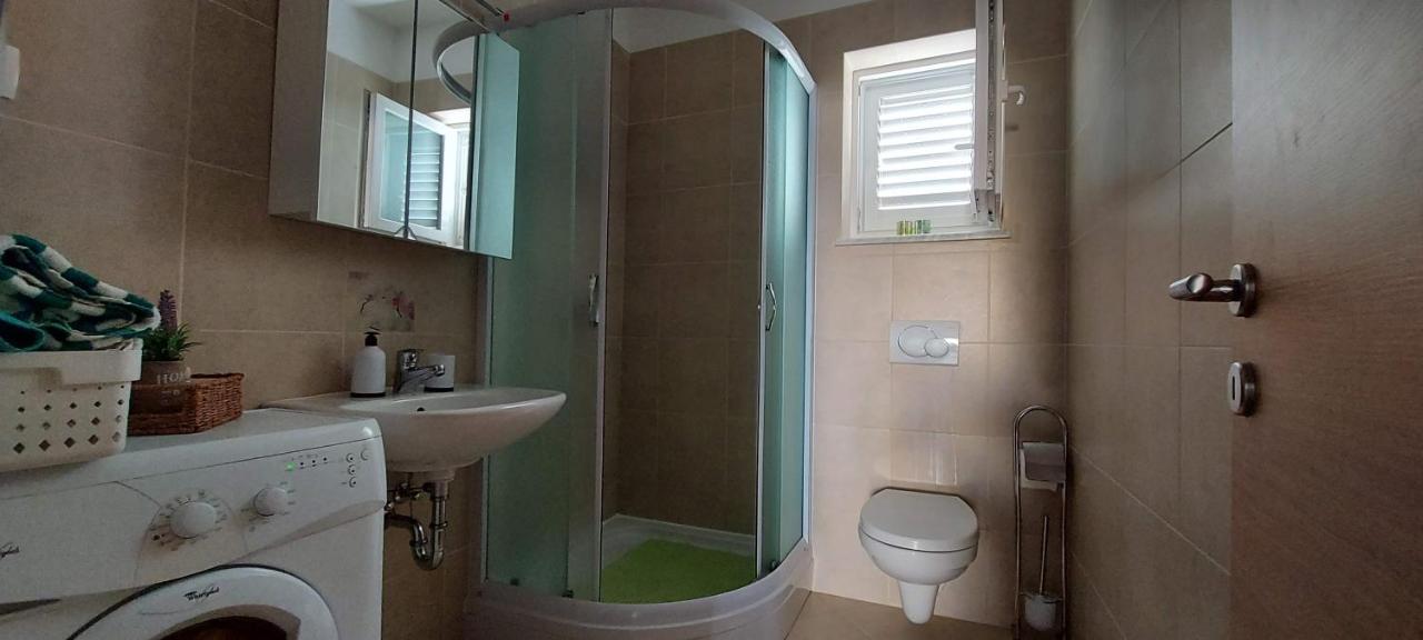 Tomislav Apartment Krk Town